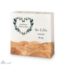 Hochzeitskerze breites Holzelement Blätterherz 20 x 20 cm