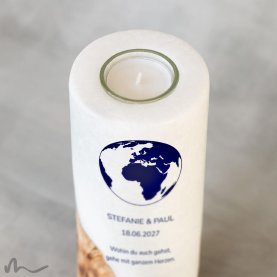 Hochzeitskerze Holzelement Reisepass Globus Ø8 x 20 cm